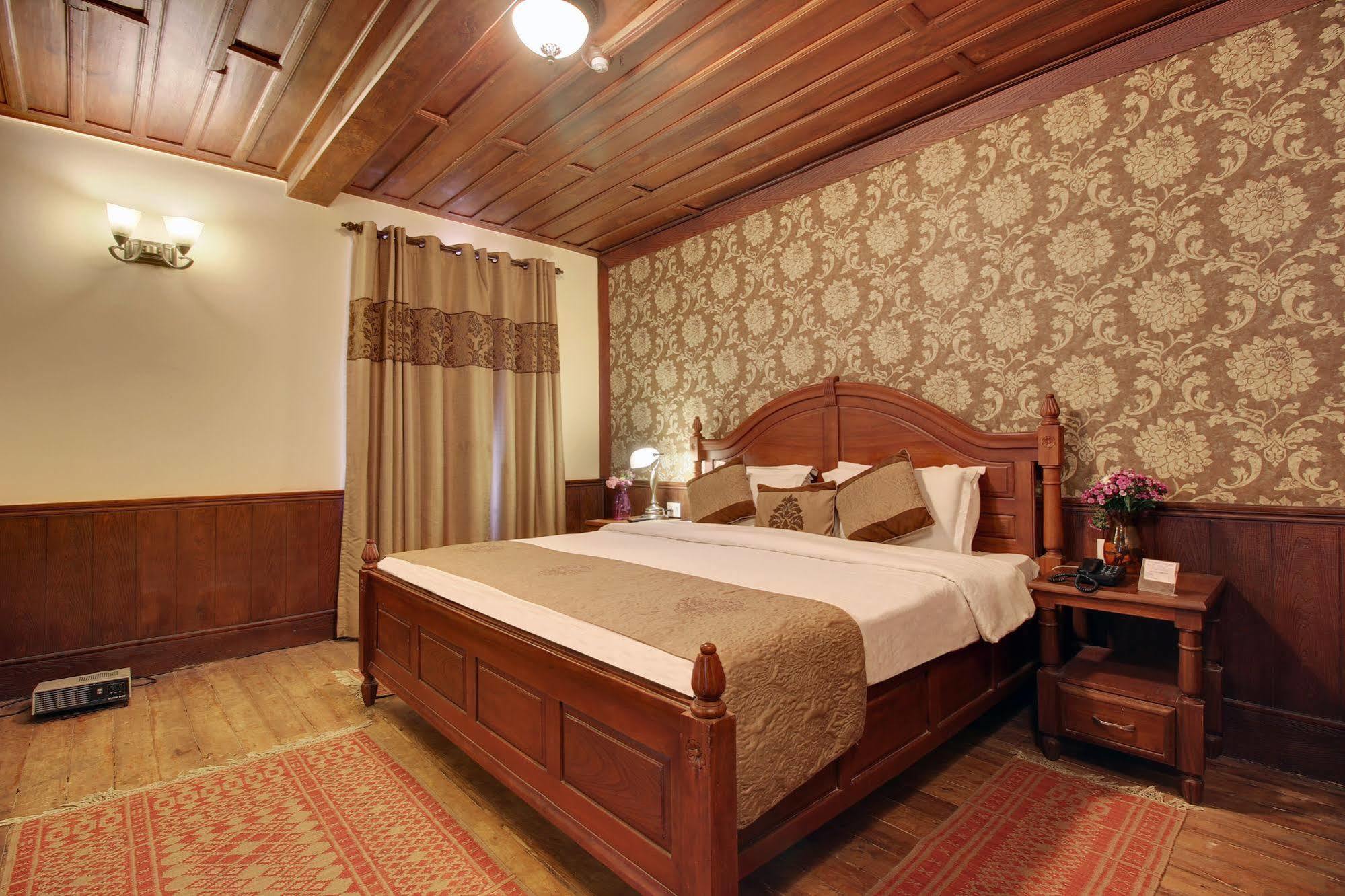 Chevron Fairhavens, 3* Nainital
