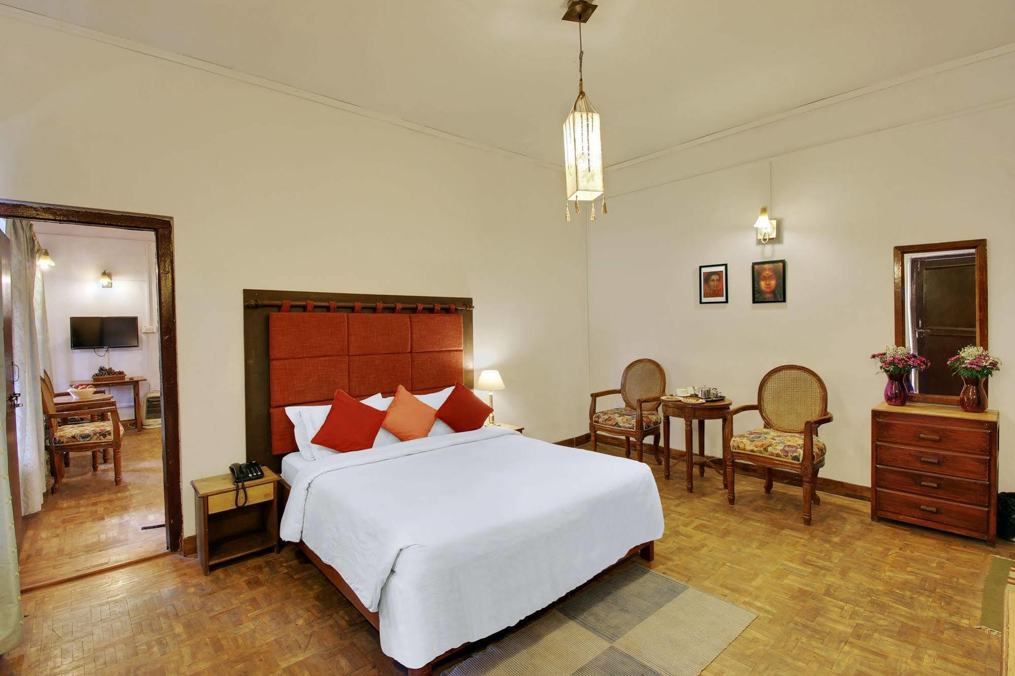 Chevron Fairhavens, 3*
